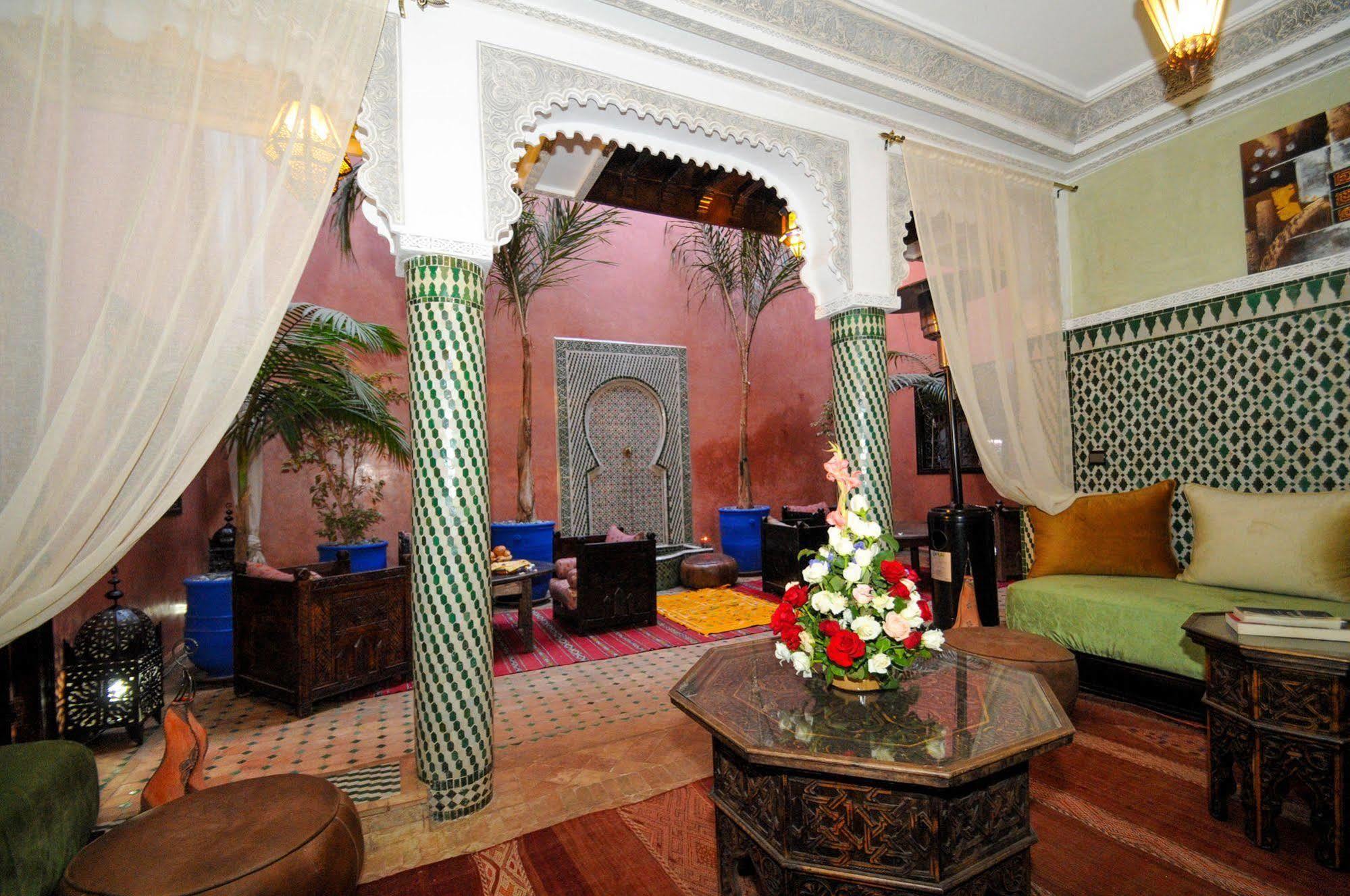 Riad Dar Aby Marrakesh Exteriör bild