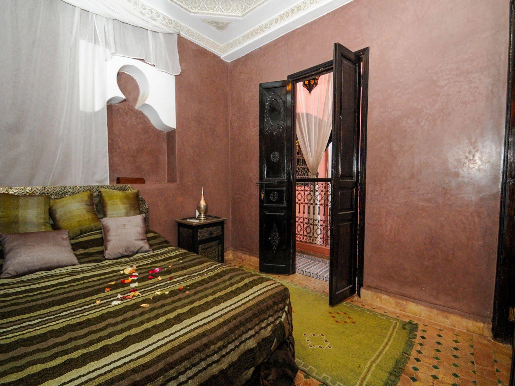 Riad Dar Aby Marrakesh Exteriör bild