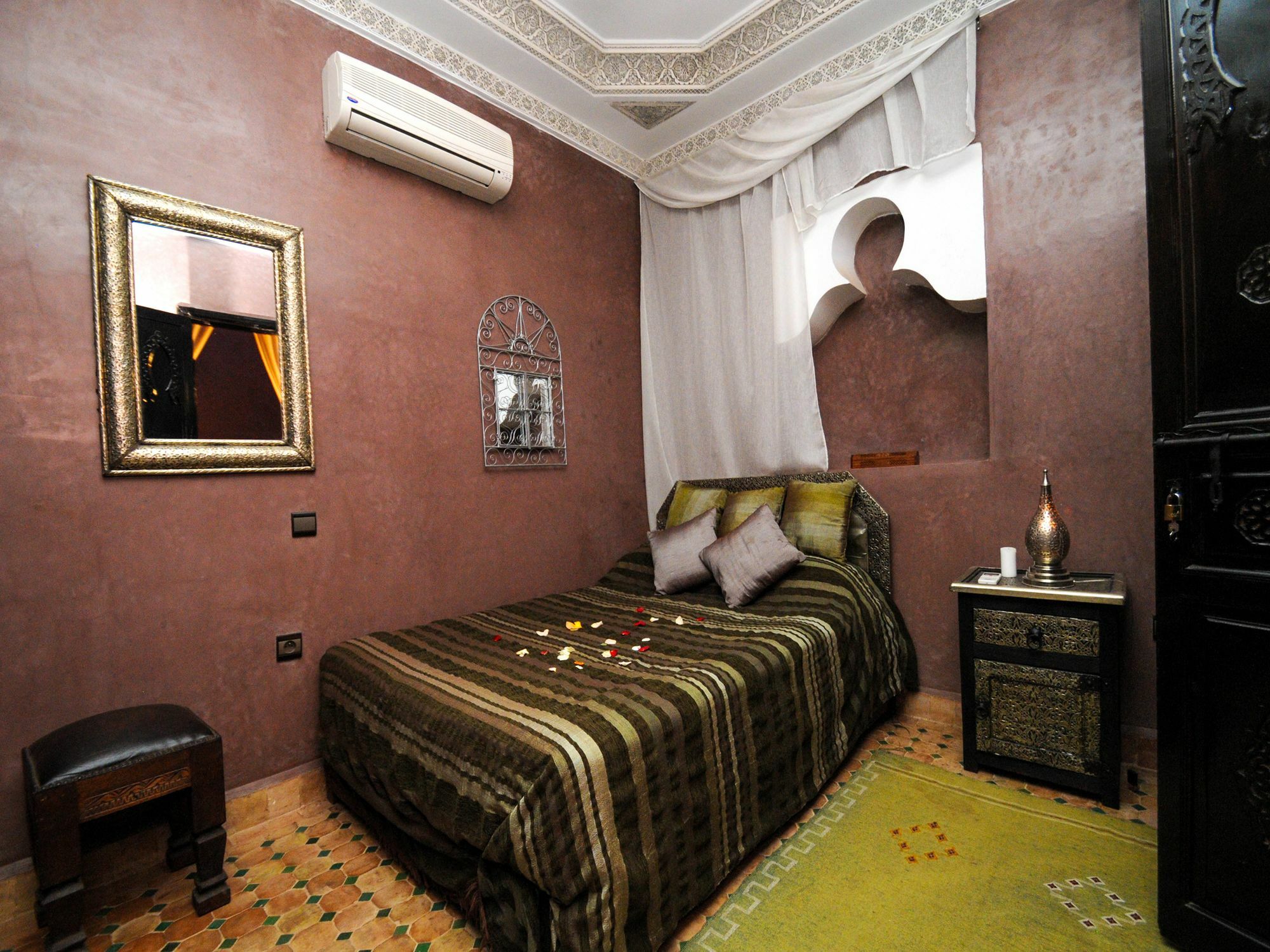 Riad Dar Aby Marrakesh Exteriör bild